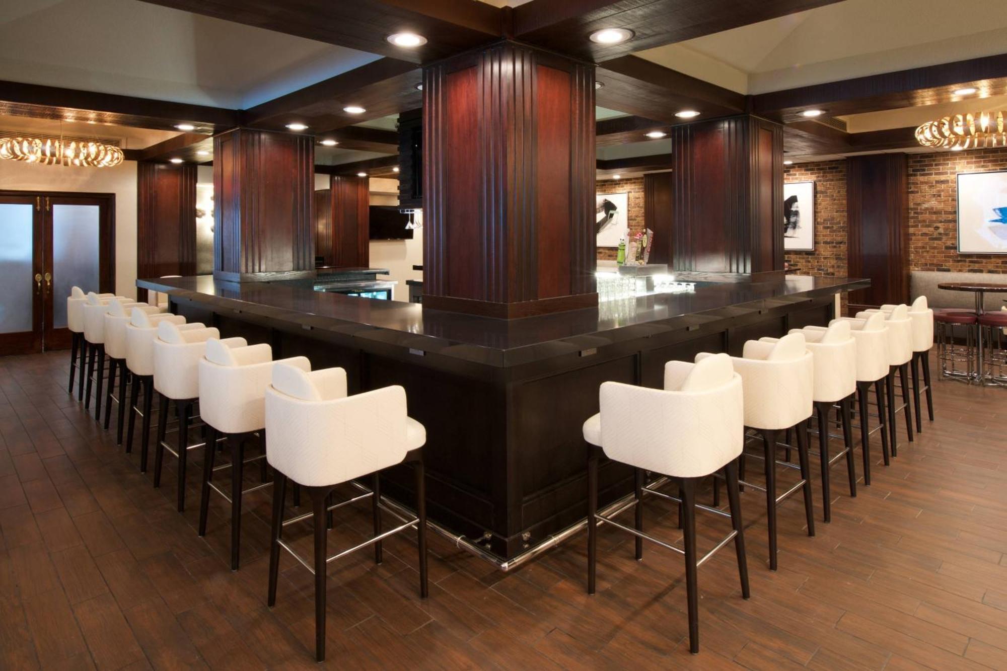 Sheraton Indianapolis City Centre Hotel Экстерьер фото