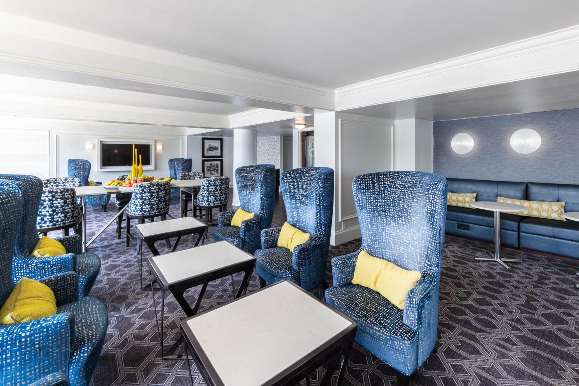 Sheraton Indianapolis City Centre Hotel Экстерьер фото