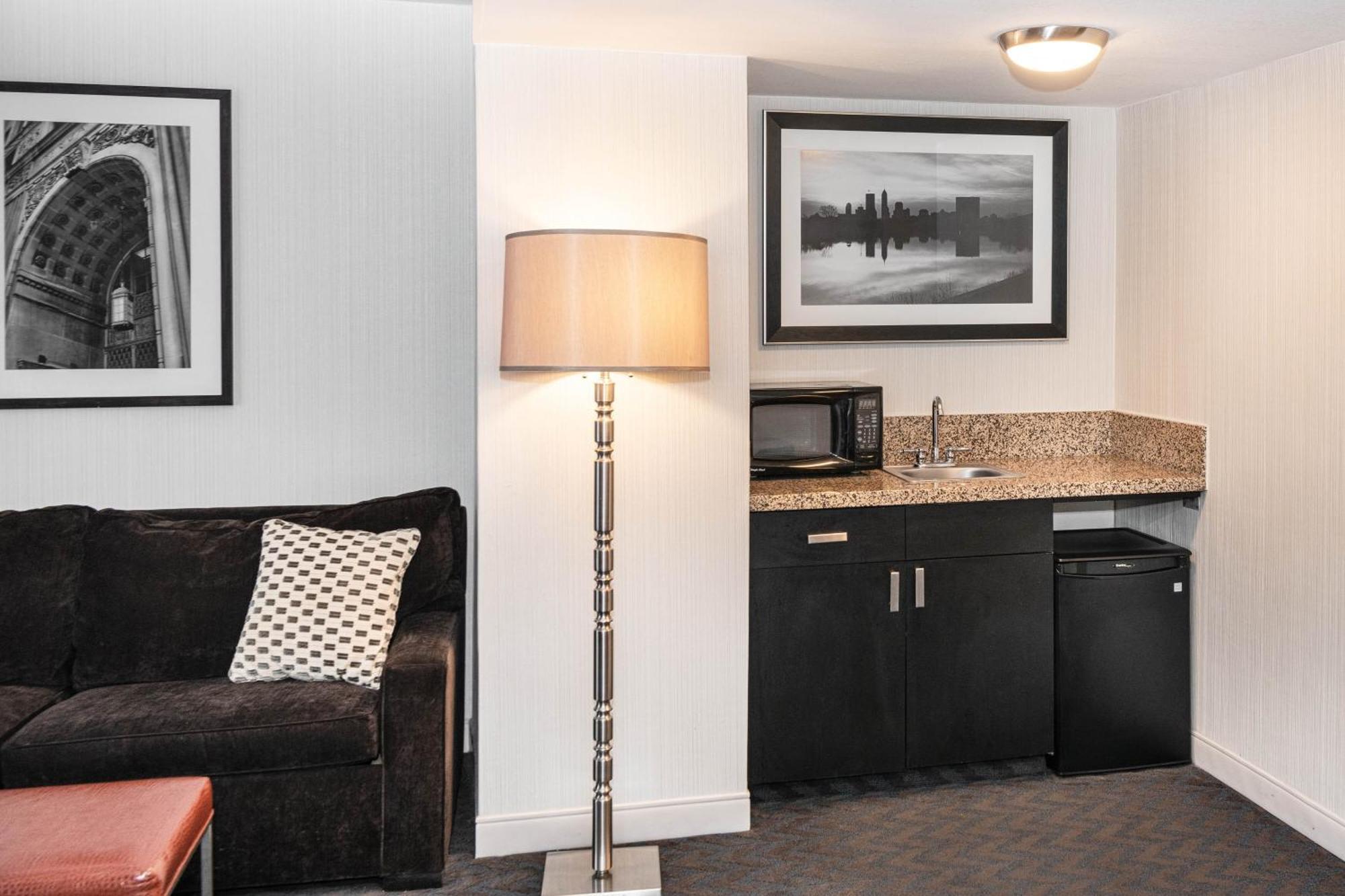 Sheraton Indianapolis City Centre Hotel Экстерьер фото